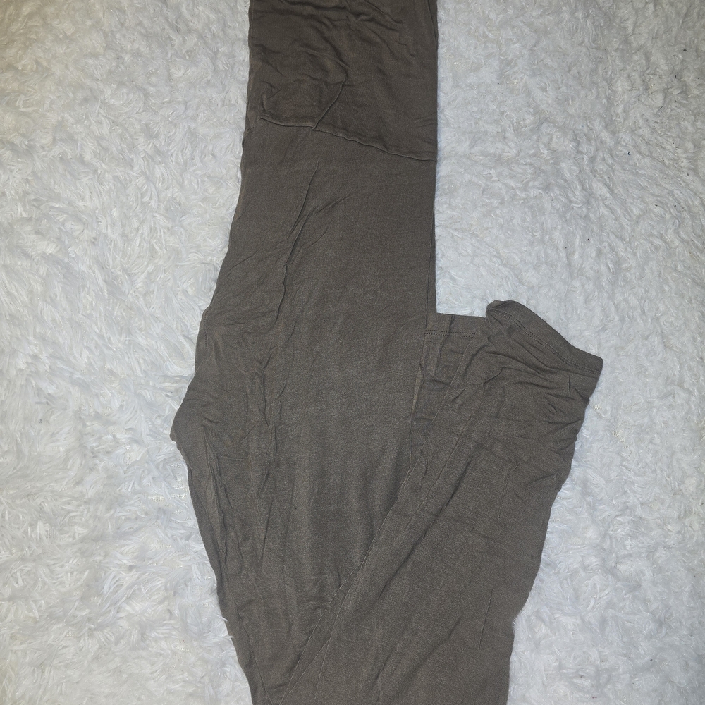Kate Quinn Taupe Leggings